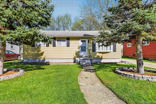 22546 Ira Boulevard, Warren, MI 48091