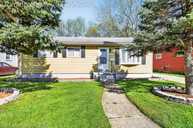 22546 Ira Boulevard, Warren, MI 48091