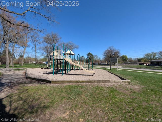 22546 Ira Boulevard, Warren, MI 48091