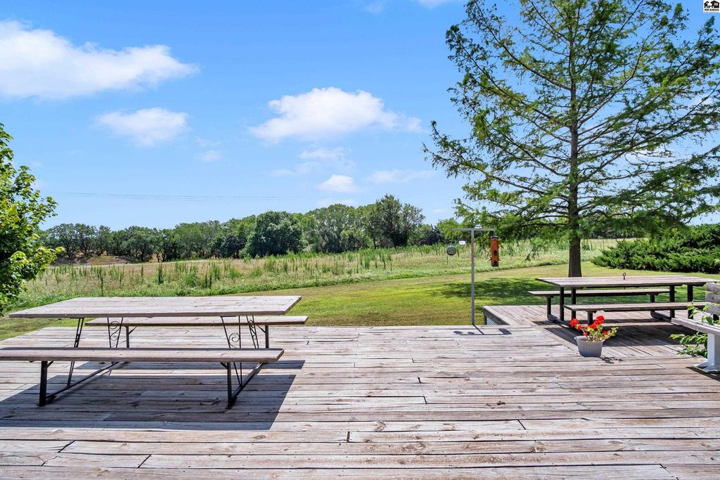 812 Arrowhead Road