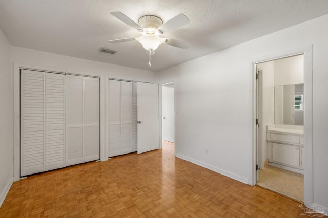 5415 Hibiscus Rd, Pensacola, FL 32504