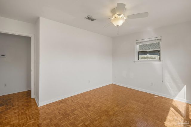 5415 Hibiscus Rd, Pensacola, FL 32504