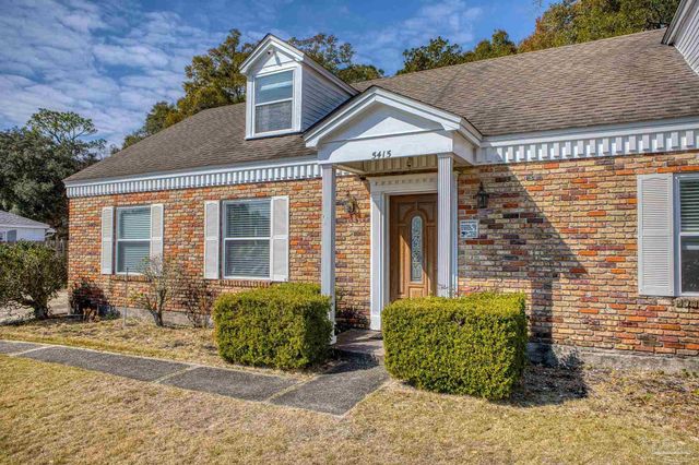 5415 Hibiscus Rd, Pensacola, FL 32504