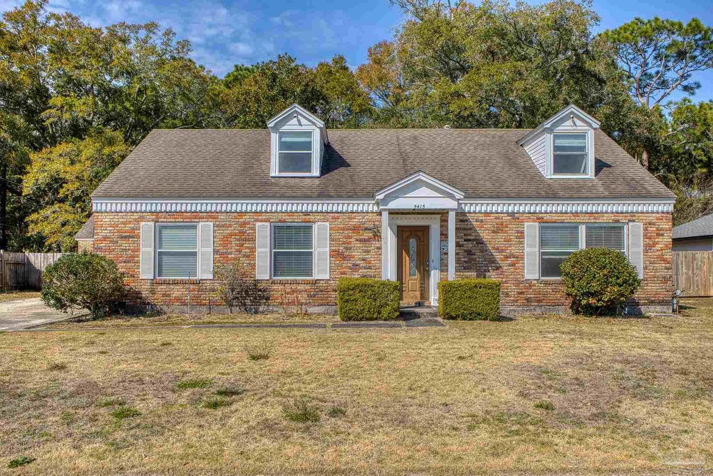5415 Hibiscus Rd, Pensacola, FL 32504