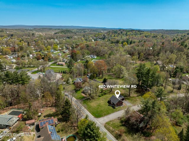 420 Whiteview Road, North Greenbush, NY 12198