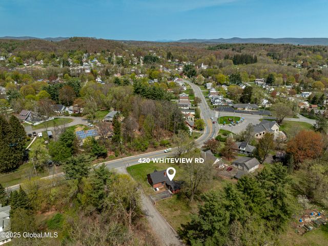 420 Whiteview Road, North Greenbush, NY 12198
