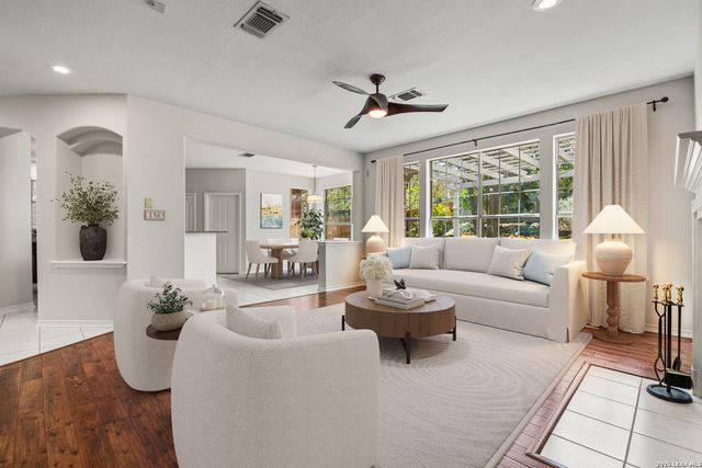 2523 Hollow Village, San Antonio, TX 78231