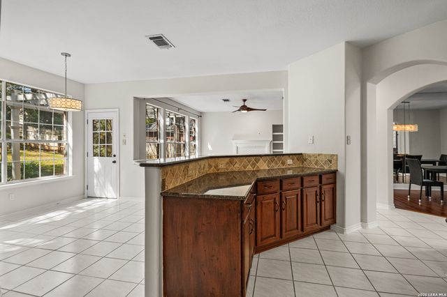 2523 Hollow Village, San Antonio, TX 78231