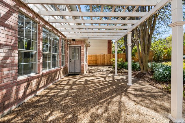 2523 Hollow Village, San Antonio, TX 78231