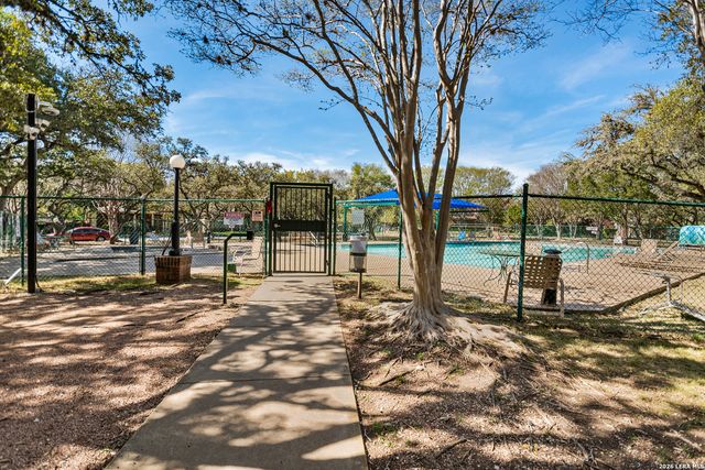 2523 Hollow Village, San Antonio, TX 78231