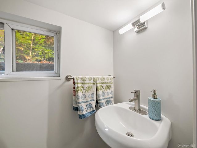 30 Lexington Avenue, Suffern, NY 10901