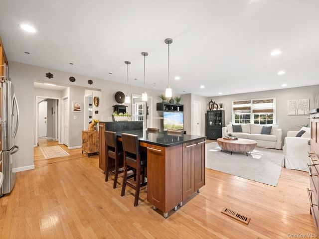 30 Lexington Avenue, Suffern, NY 10901