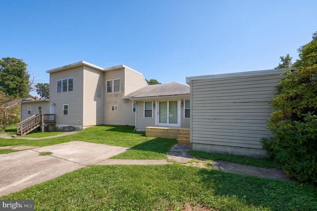 419 COTTAGE PL, Red Lion, PA 17356