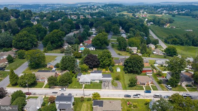 419 COTTAGE PL, Red Lion, PA 17356