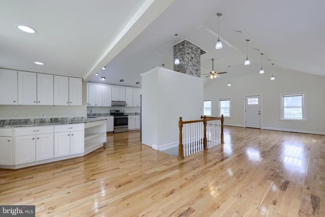 419 COTTAGE PL, Red Lion, PA 17356