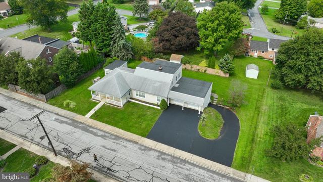 419 COTTAGE PL, Red Lion, PA 17356
