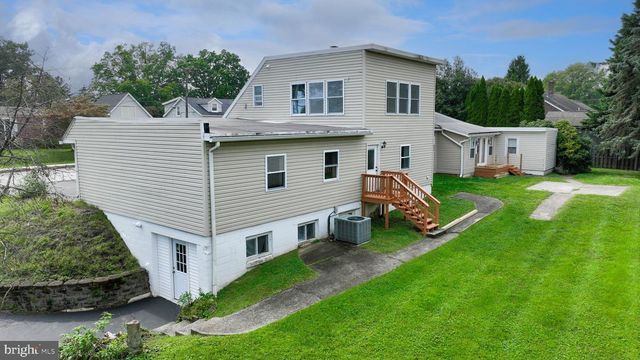 419 COTTAGE PL, Red Lion, PA 17356