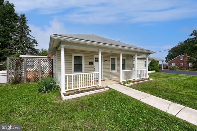 419 COTTAGE PL, Red Lion, PA 17356