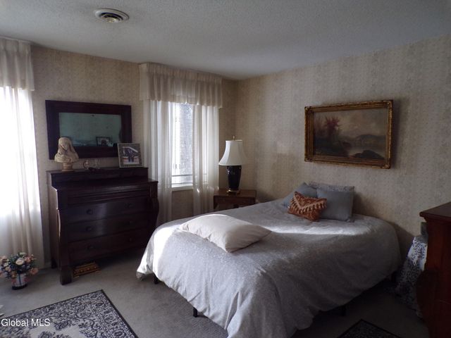 20 Westwood Drive, Queensbury, NY 12804