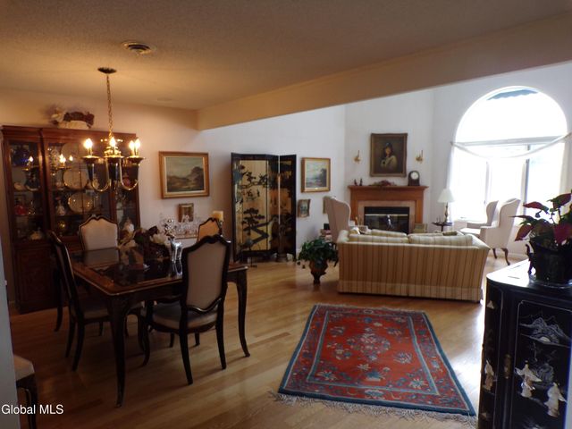 20 Westwood Drive, Queensbury, NY 12804