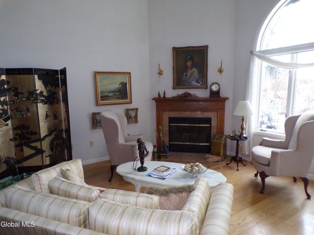 20 Westwood Drive, Queensbury, NY 12804