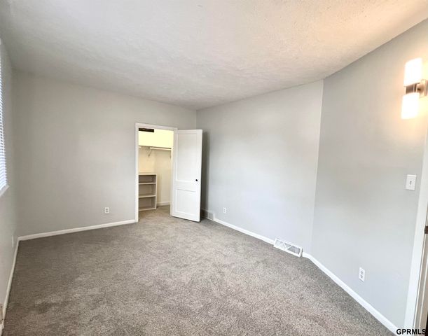 1430 N Keene Avenue, Fremont, NE 68025