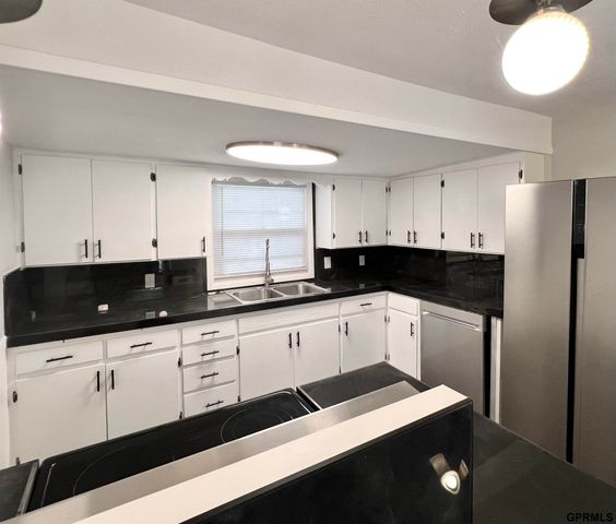 1430 N Keene Avenue, Fremont, NE 68025