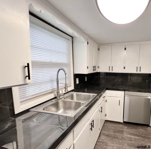 1430 N Keene Avenue, Fremont, NE 68025