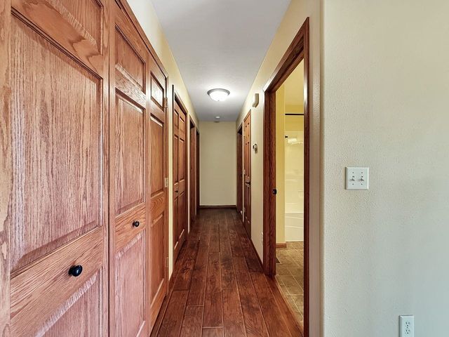 1304 2nd Ave SW, Minot, ND 58701