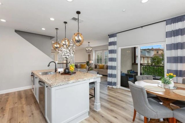 4372 Pacifica Way 6, Oceanside, CA 92056