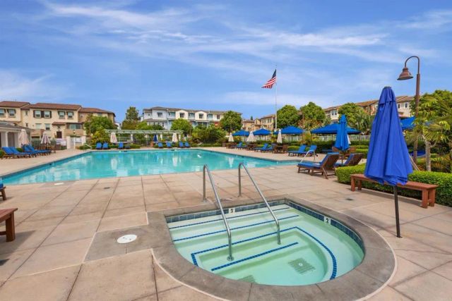 4372 Pacifica Way 6, Oceanside, CA 92056