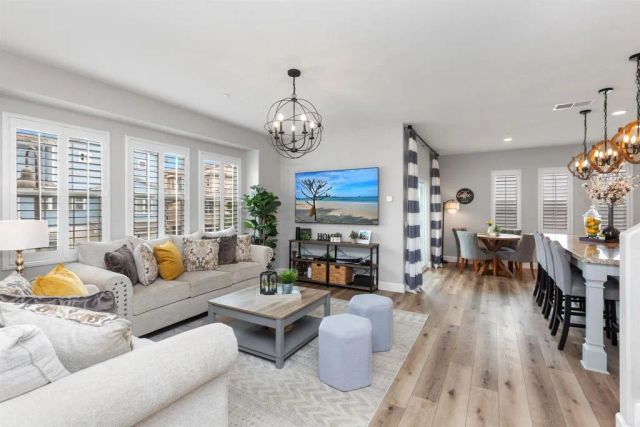 4372 Pacifica Way 6, Oceanside, CA 92056