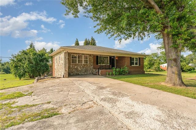 6028 US Highway 29 Bus, Reidsville, NC 27320