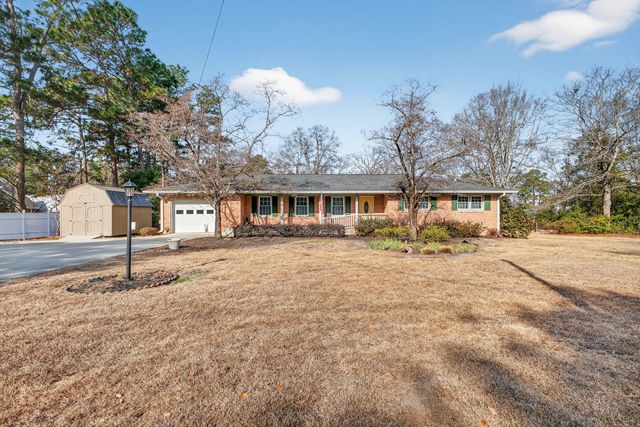 221 NW Gregg Avenue, Aiken, SC 29801