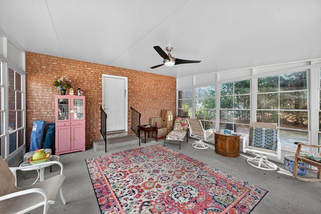 221 NW Gregg Avenue, Aiken, SC 29801