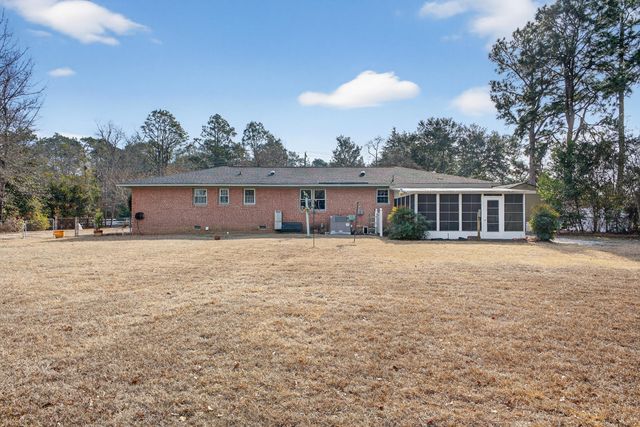 221 NW Gregg Avenue, Aiken, SC 29801