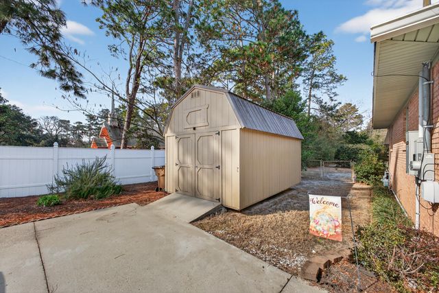 221 NW Gregg Avenue, Aiken, SC 29801