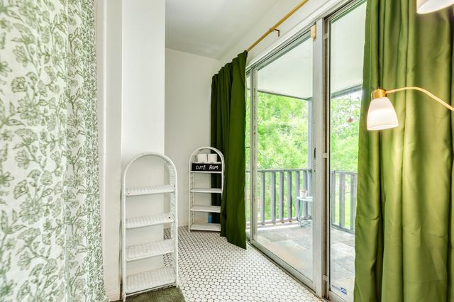 121 Catalpa Street, Lake Jackson, TX 77566