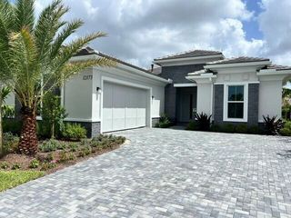 12173 ARBORDALE Way, Palm Beach Gardens, FL 33412
