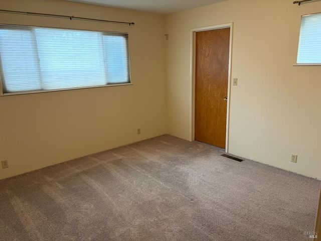 450 Sky Oaks Dr, Angwin, CA 94508