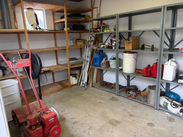 450 Sky Oaks Dr, Angwin, CA 94508