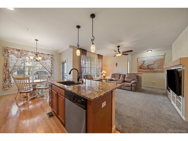 11963 W Long Cir 103, Littleton, CO 80127