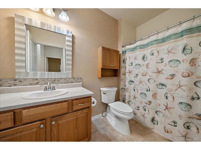 11963 W Long Cir 103, Littleton, CO 80127