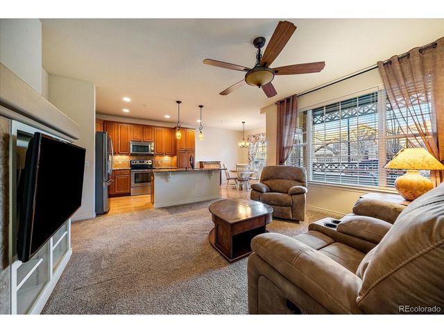 11963 W Long Cir 103, Littleton, CO 80127