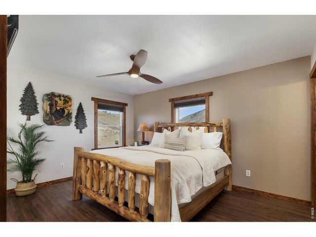 1050 Sunrise Dr, Lyons, CO 80540