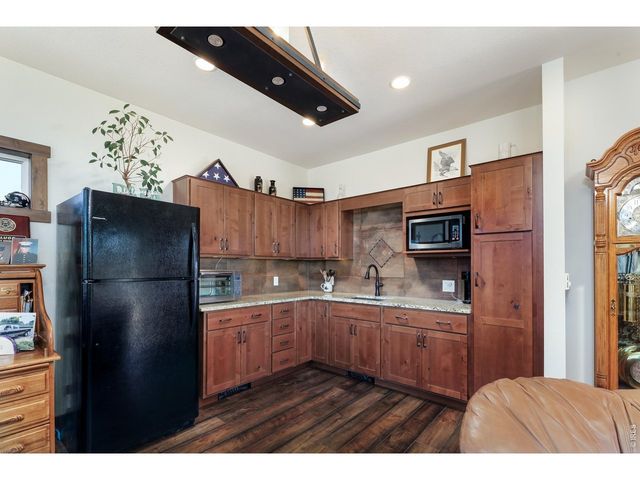 1050 Sunrise Dr, Lyons, CO 80540