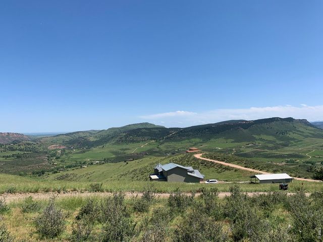 1050 Sunrise Dr, Lyons, CO 80540