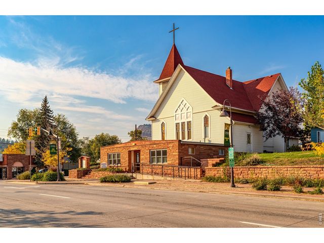 1050 Sunrise Dr, Lyons, CO 80540