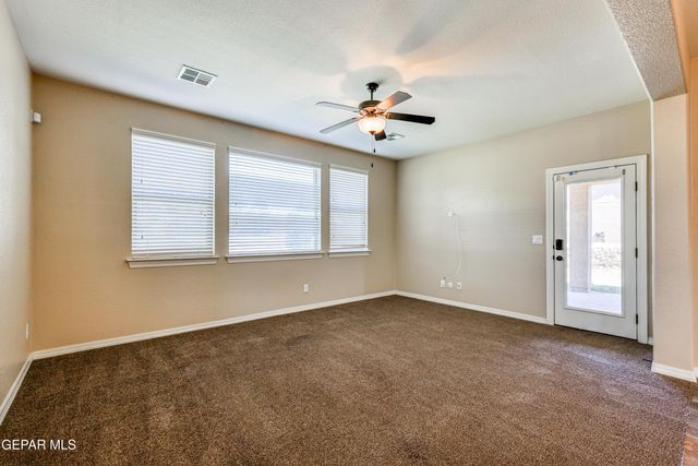 5525 VALLEY CEDAR Drive, El Paso, TX 79932