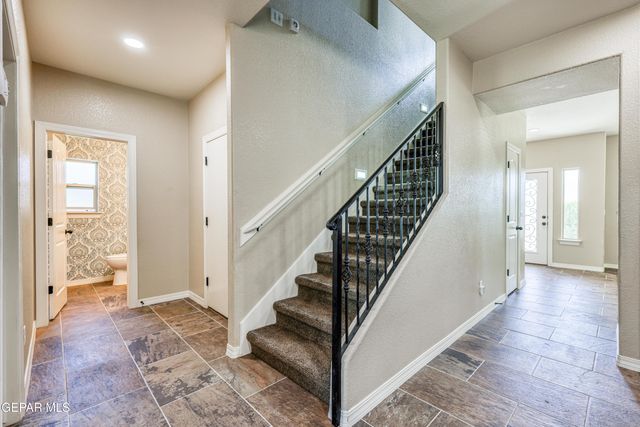 5525 VALLEY CEDAR Drive, El Paso, TX 79932